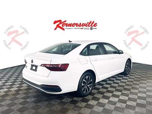Used 2024 Volkswagen Jetta S image 7