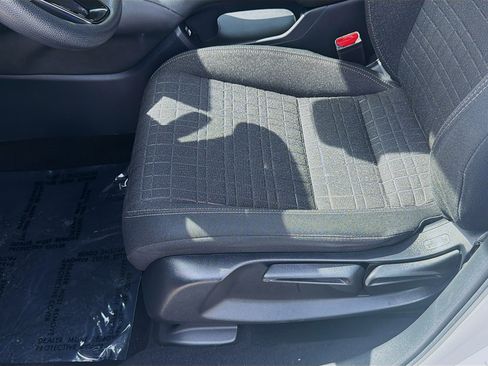 Used 2023 Honda HR-V LX image 17