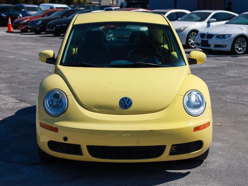 Used 2008 Volkswagen Beetle S FWD image 19