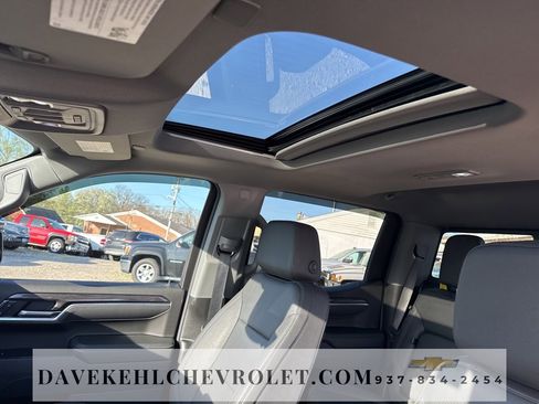 Used 2025 Chevrolet Silverado 1500 LTZ image 19