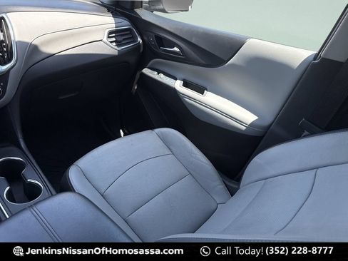 Used 2018 Chevrolet Equinox Premier FWD image 29