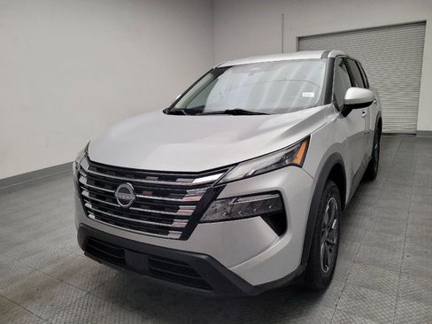 Used 2024 Nissan Rogue SV FWD image 15