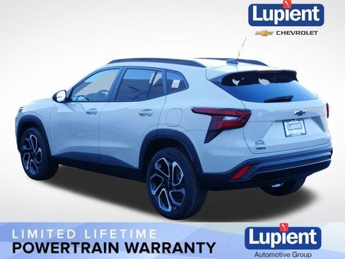 New 2026 Chevrolet Trax RS w/ Driver Confidence Package image 9