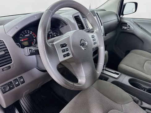 Used 2019 Nissan Frontier SV AWD/4WD image 9