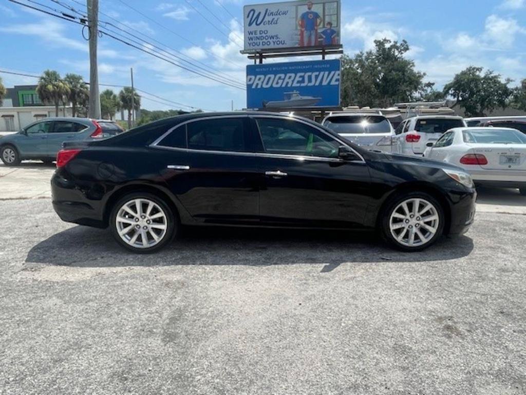 Used 2016 Chevrolet Malibu LTZ FWD image 3