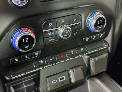 Used 2022 GMC Sierra 2500 AT4 AWD/4WD image 20