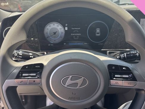 Certified 2024 Hyundai Elantra SEL FWD image 7