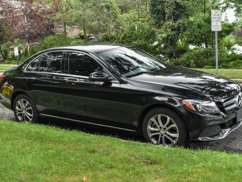 Used 2016 Mercedes-Benz C 300 4MATIC Sedan image 10