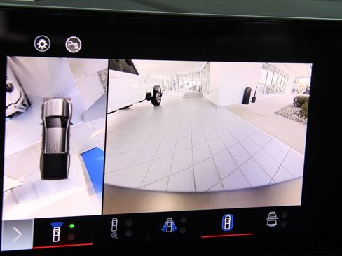 Certified 2024 GMC Canyon AT4X image 31