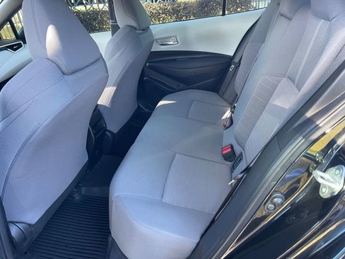 Used 2022 Toyota Corolla SE image 11