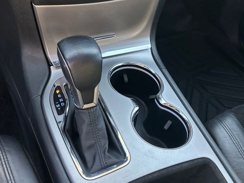 Used 2018 Jeep Grand Cherokee Altitude AWD/4WD image 21