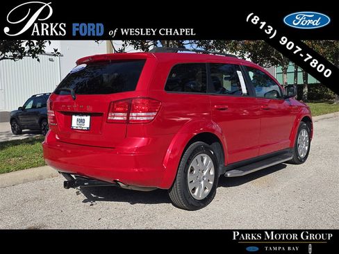 Used 2018 Dodge Journey SE image 5