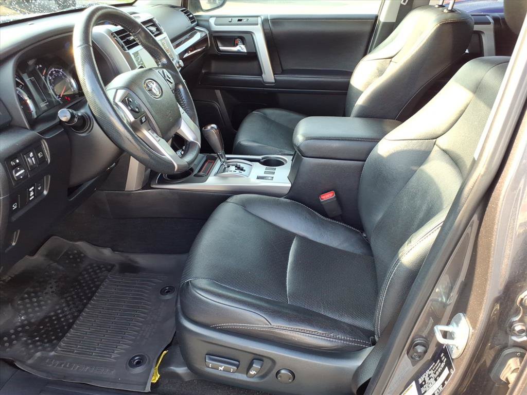 Used 2022 Toyota 4Runner Limited w/ Convenience Package (TMS) AWD/4WD image 5