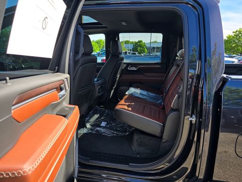 New 2026 GMC Sierra 2500 Denali Ultimate w/ Snow Plow Prep/Camper Package AWD/4WD image 26