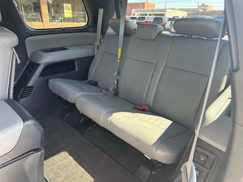 Used 2012 Toyota Sequoia Platinum image 21