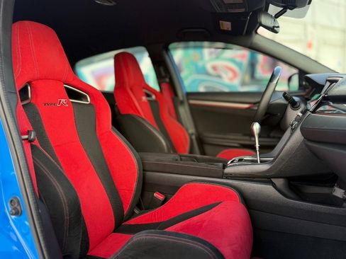 Used 2021 Honda Civic Type R image 17