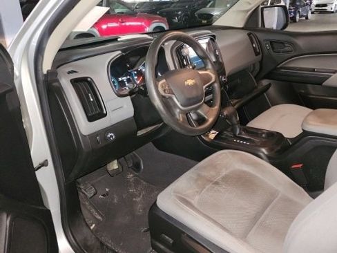 Used 2019 Chevrolet Colorado W/T w/ WT Convenience Package image 7