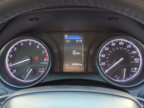 Used 2023 Toyota Camry SE FWD image 10