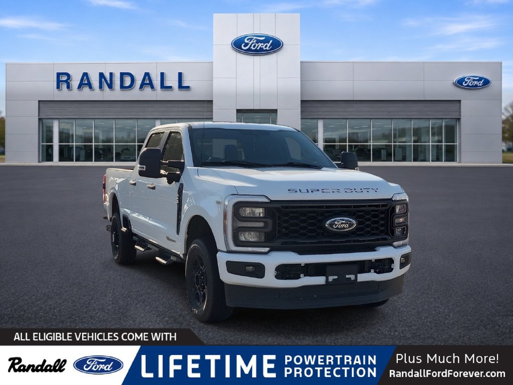 Used 2023 Ford F250 XL w/ STX Appearance Package AWD/4WD image 1