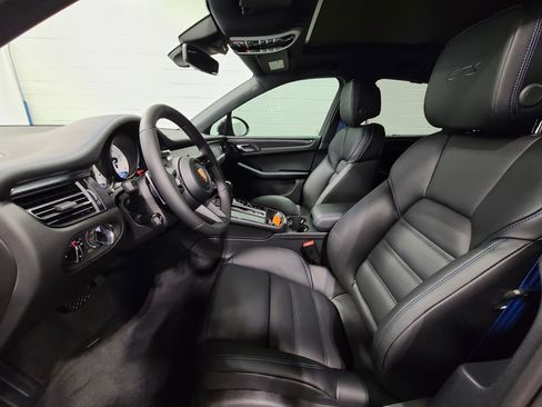 New 2026 Porsche Macan GTS image 15