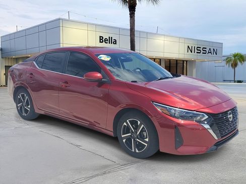 Used 2024 Nissan Sentra SV FWD image 8
