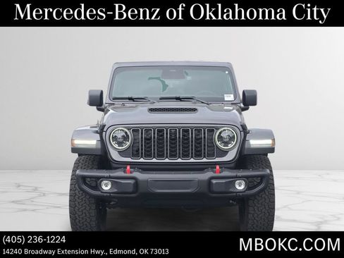 Used 2026 Jeep Wrangler Rubicon AWD/4WD image 2