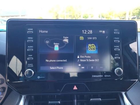 Certified 2021 Toyota Venza LE image 22