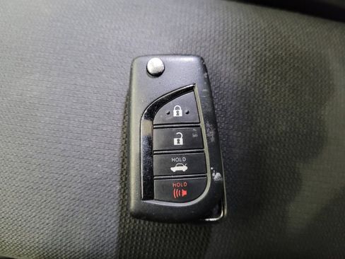 Used 2024 Toyota Corolla LE FWD image 32