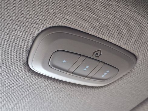 Used 2021 RAM 1500 Laramie RWD image 22