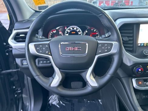 Used 2023 GMC Acadia SLT w/ Technology Package image 22