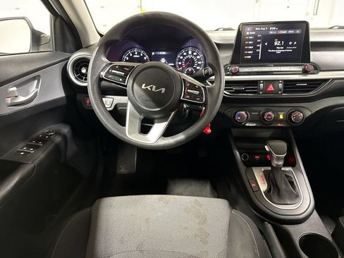 Used 2024 Kia Forte LXS FWD image 11