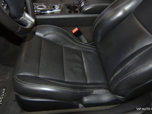 Used 2013 Jaguar XK Convertible image 19