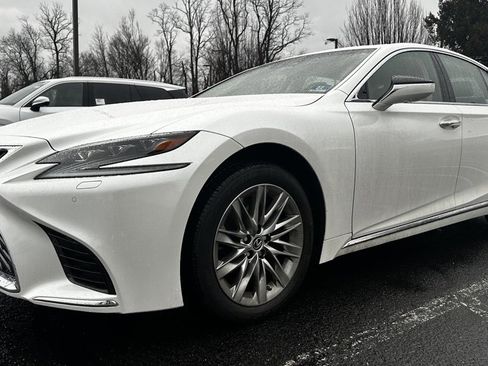 Used 2020 Lexus LS 500 AWD image 2