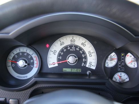 Used 2007 Toyota FJ Cruiser 4WD image 13