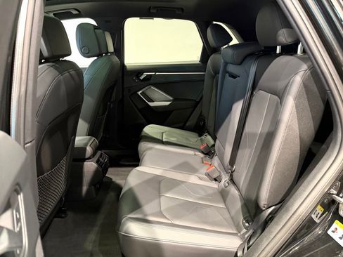 Used 2025 Audi Q3 2.0T Premium image 26