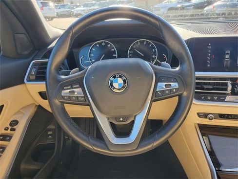 Used 2020 BMW 330i xDrive Sedan w/ Driving Assistance Package image 27