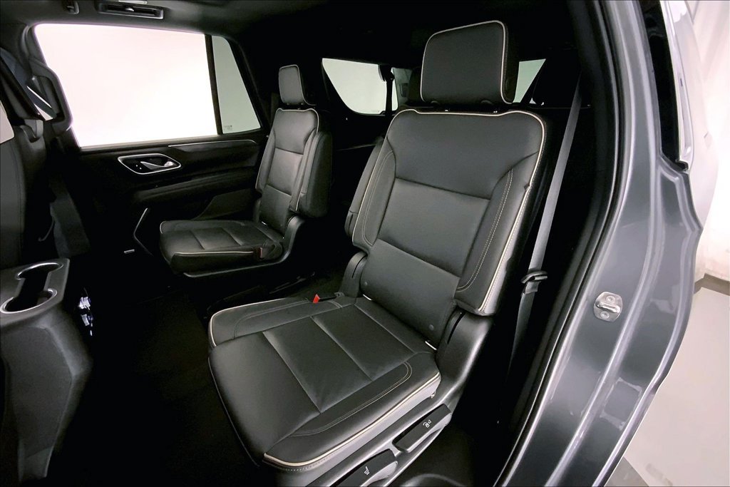 Used 2021 GMC Yukon SLT w/ SLT Luxury Plus Package AWD/4WD image 14