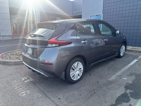 Certified 2025 Nissan Leaf S FWD image 5