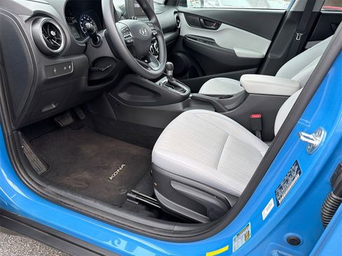 Used 2022 Hyundai Kona SEL image 9