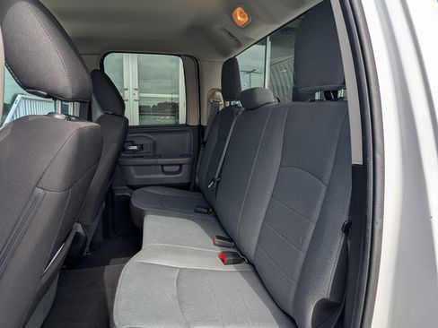 Used 2024 RAM 1500 Classic SLT AWD/4WD image 9