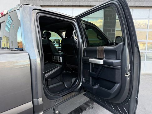 Used 2020 Ford F350 Lariat image 22