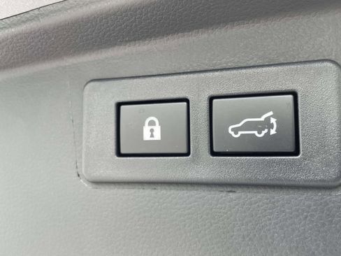 Used 2025 Subaru Outback Premium w/ Popular Package #1 image 12