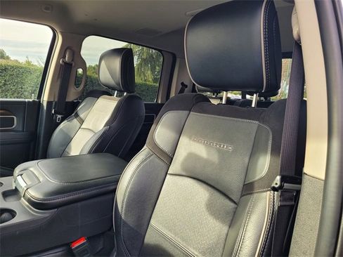 Used 2024 RAM 2500 Laramie image 12