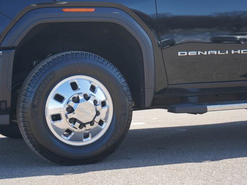 Used 2025 GMC Sierra 3500 Denali w/ Denali Reserve Package AWD/4WD image 31