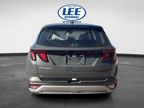 Certified 2026 Hyundai Tucson SE FWD image 4