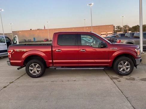 Used 2018 Ford F150 XLT w/ Equipment Group 302A Luxury AWD/4WD image 12