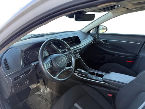 Used 2023 Hyundai Sonata SEL w/ Convenience Package FWD image 9