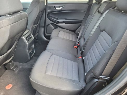Used 2023 Ford Edge SE w/ Black Appearance Package image 11