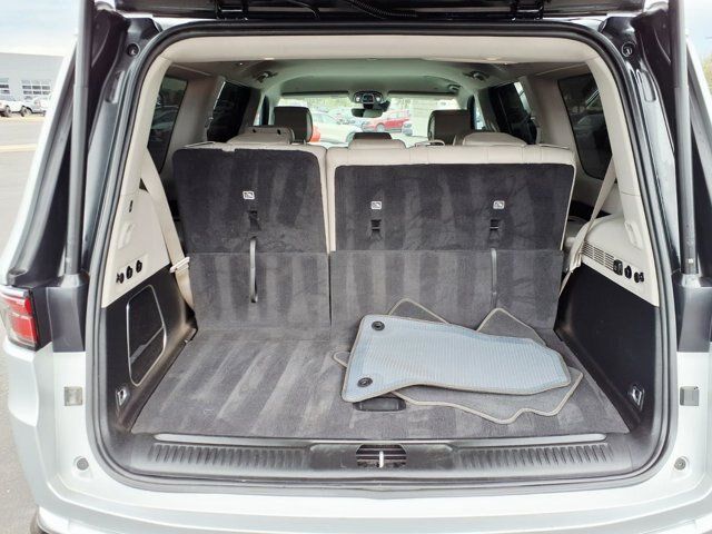 Used 2022 Jeep Wagoneer Series II AWD/4WD image 16