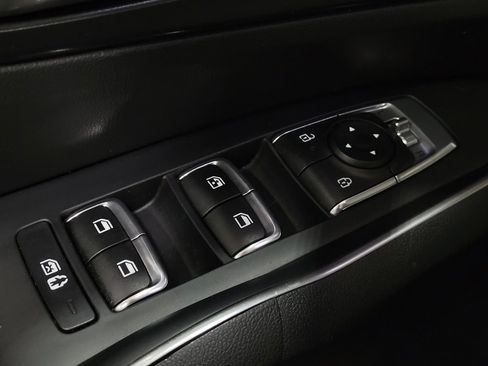 Used 2024 Kia Sorento S w/ Panoramic Sunroof Package FWD image 27